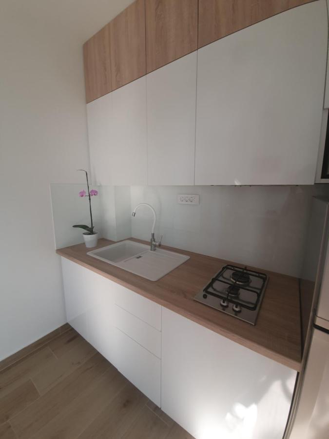Apartmani Starigrad Paklenica - Danijel ภายนอก รูปภาพ