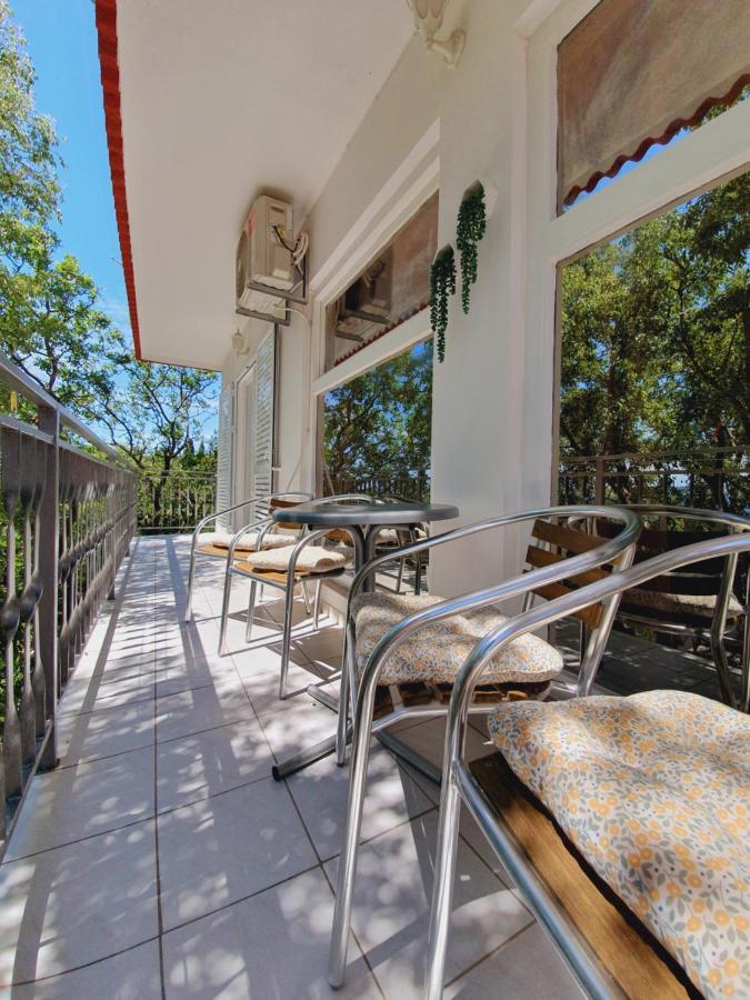 Apartmani Starigrad Paklenica - Danijel ภายนอก รูปภาพ