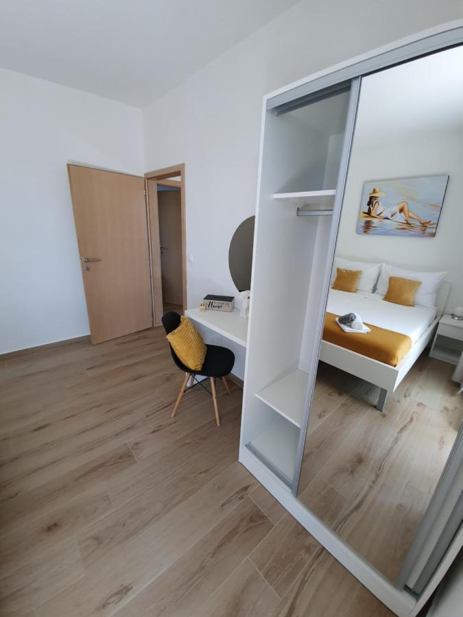 Apartmani Starigrad Paklenica - Danijel ภายนอก รูปภาพ