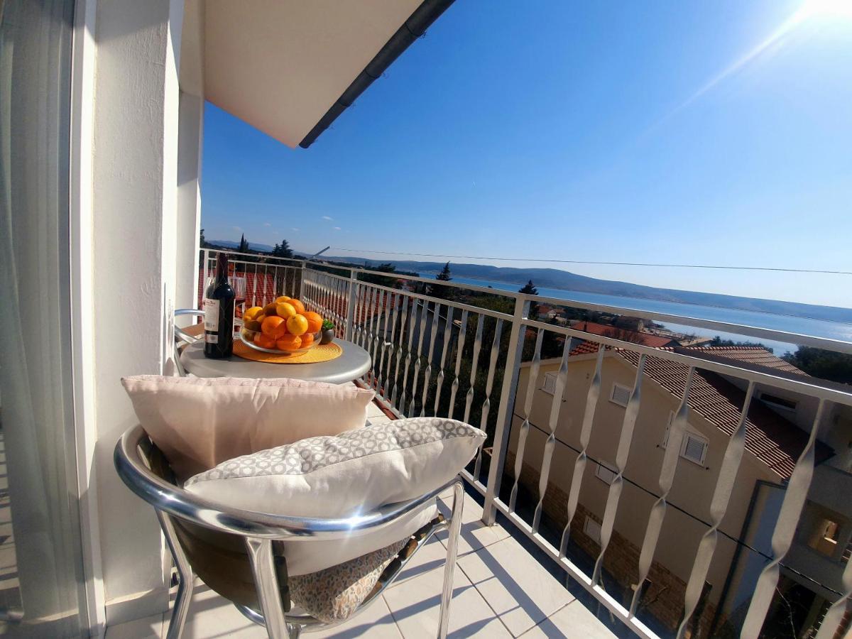 Apartmani Starigrad Paklenica - Danijel ภายนอก รูปภาพ