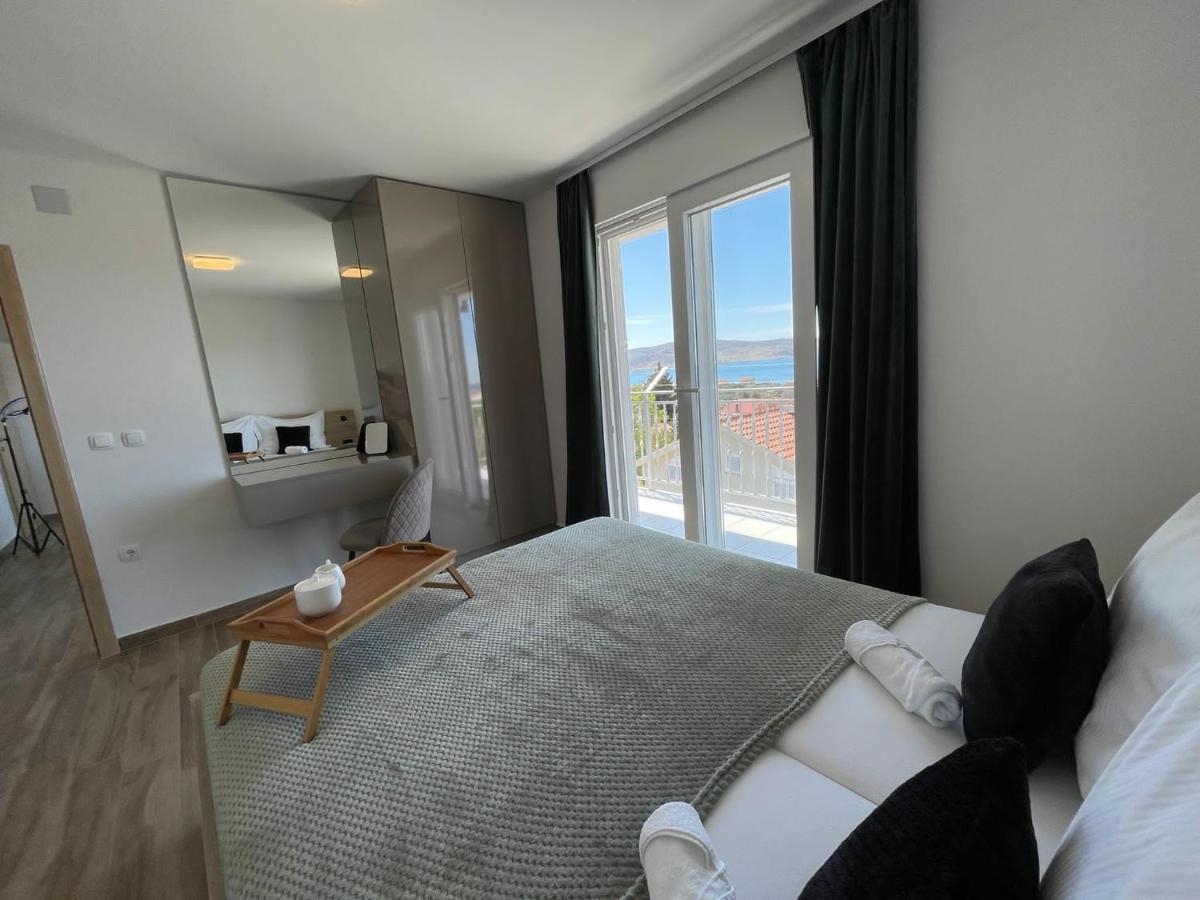 Apartmani Starigrad Paklenica - Danijel ภายนอก รูปภาพ