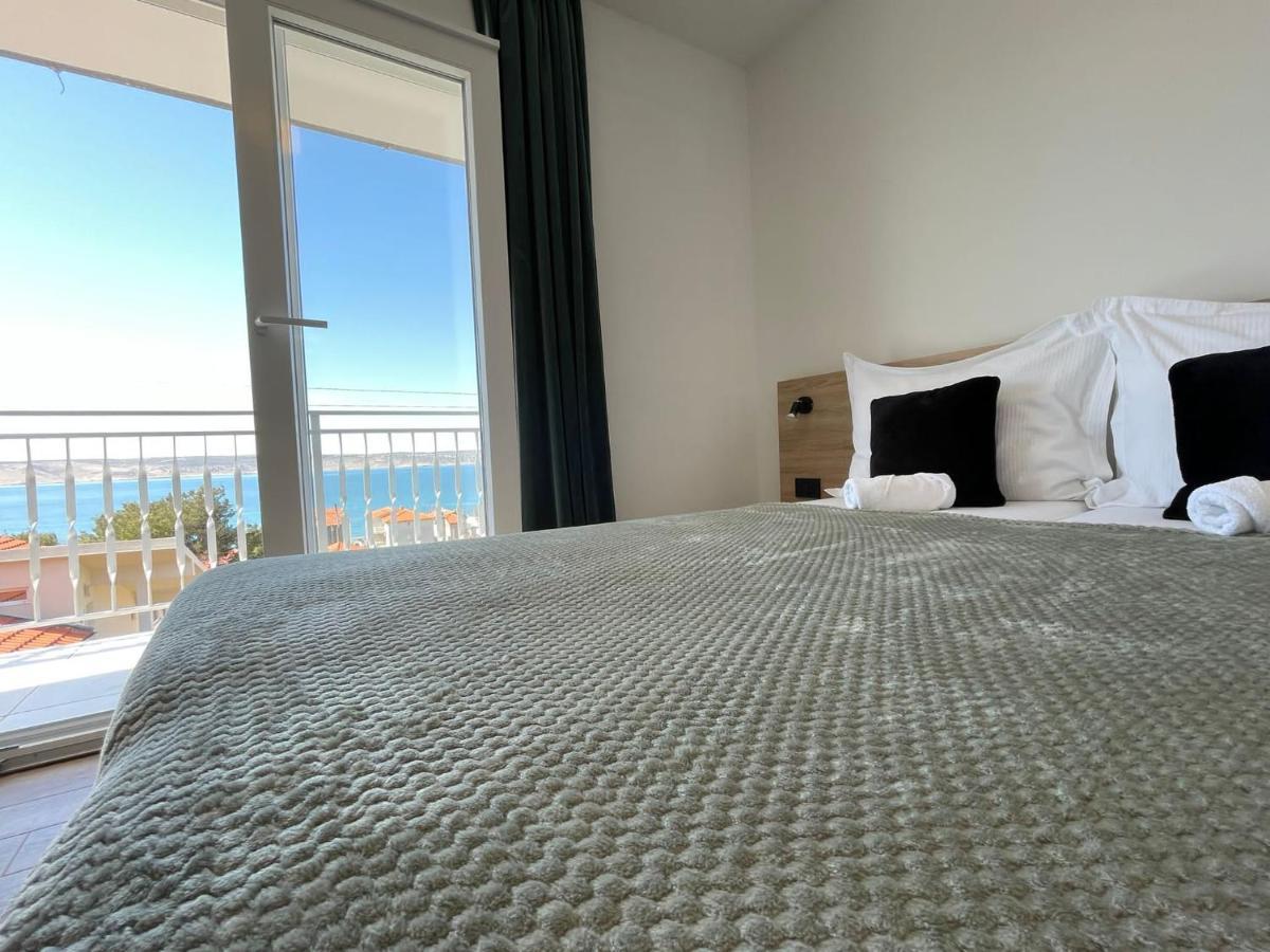 Apartmani Starigrad Paklenica - Danijel ภายนอก รูปภาพ