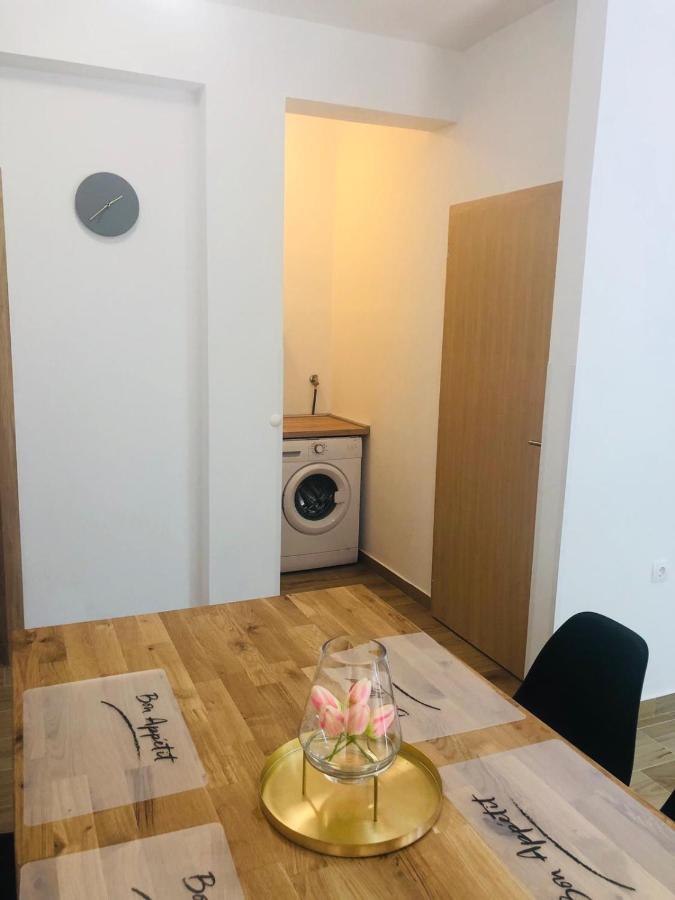 Apartmani Starigrad Paklenica - Danijel ภายนอก รูปภาพ